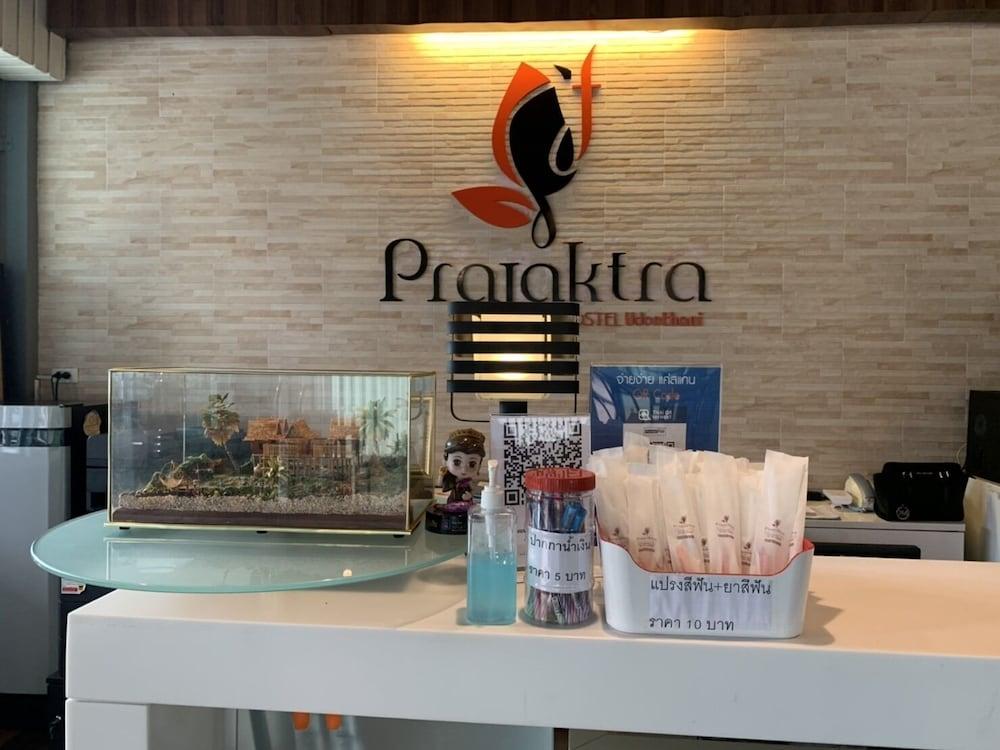 Prajaktra City Hostel Udon Thani Dış mekan fotoğraf
