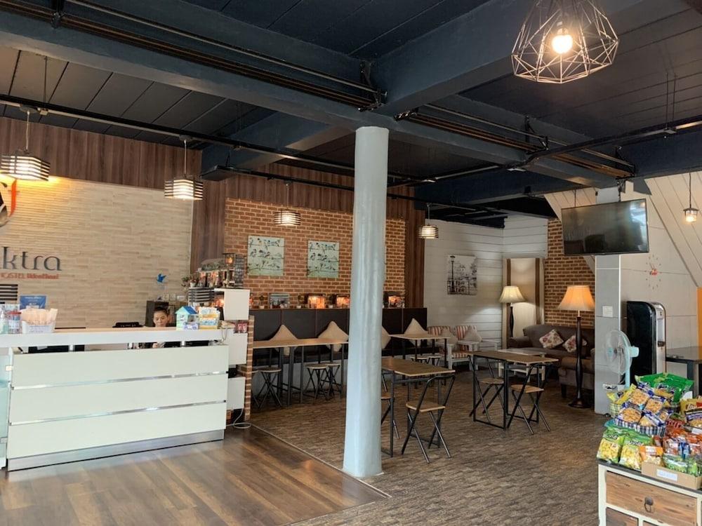 Prajaktra City Hostel Udon Thani Dış mekan fotoğraf